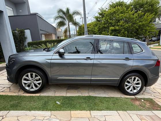 VOLKSWAGEN TIGUAN 1.4 250 TSI TOTAL FLEX ALLSPACE COMFORTLINE TIPTRONIC VOLKSWAGEN TIGUAN 1.4 250 TSI TOTAL FLEX ALLSPACE COMFORTLINE TIPTRONIC